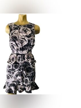 KATE YOUNG for Target ROSE Ruffle DRESS Size 2